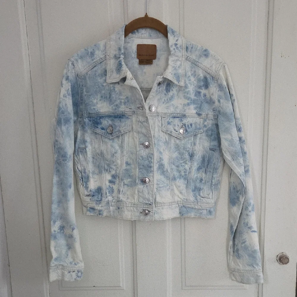 AE Shrunken Tie-Dye Denim Jacket - Picture 6 of 11